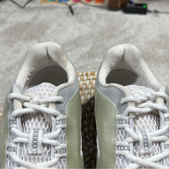 MBT Women’s M. Walk Silver Shoes Footwear Trainer Toning  US 9.5 7640124870375 A - Picture 3 of 13